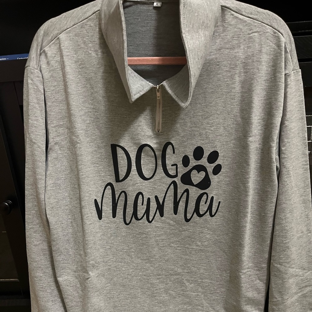 Dog Mom Sweatshirt. Grey, XL